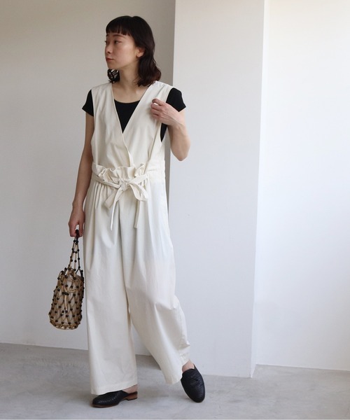 yuni（ユニ　）の「強撚コットン/ギャバ サロペット（サロペット/オーバーオール・レディース・ブラック/ベージュ/アイボリー・FREE）」の19枚目の写真