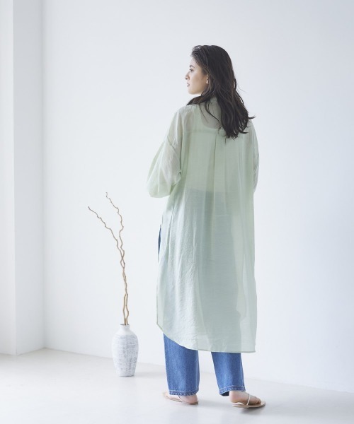 LIPSTAR（リップスター）の「【WEB別注】シアーバンドカラーパイピングワンピース（ワンピース・レディース・グレー/オフホワイト/グリーン・M）」の6枚目の写真