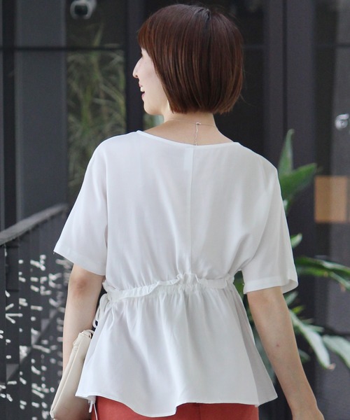 ElegChic(エレグシック)の「ウエストリボン ギャザートップス(シャツ/ブラウス・レディース・ホワイト/ブラック・M)」の12枚目の写真