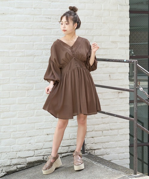 one after another NICE CLAUP(ワンアフターアナザーナイスクラップ)の「袖コンシャス羽織(シャツ/ブラウス・レディース・ブラウン/オフホワイト/アイボリー・FREE)」の10枚目の写真