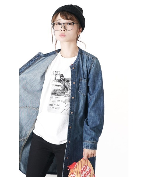 e-zakkamania stores（イーザッカマニアストアーズ）の「エアレットデニム スタンドカラーロングシャツ（シャツ/ブラウス・レディース・ネイビー/ブルー・フリー）」の7枚目の写真