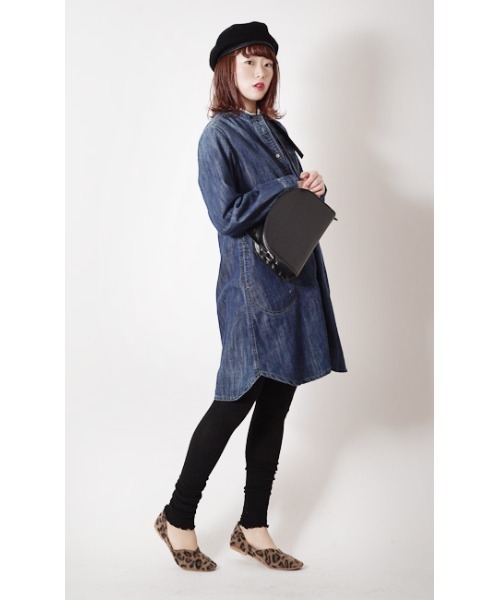 e-zakkamania stores（イーザッカマニアストアーズ）の「エアレットデニム スタンドカラーロングシャツ（シャツ/ブラウス・レディース・ネイビー/ブルー・フリー）」の8枚目の写真