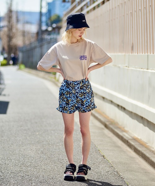 X-girl（エックスガール）の「FLORAL LEOPARD ALOHA RUFFLE