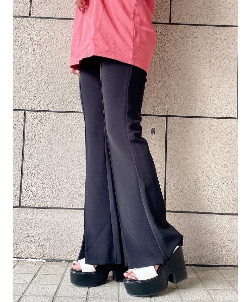 one way(ワンウェイ)の「【oneway Jeans】センターベンツパンツ(その他パンツ・レディース・ベージュ/ブラック/ライトピンク/パープル・FREE)」の2枚目の写真