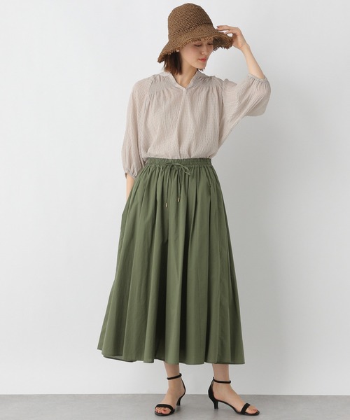 LEPSIM（レプシィム）の「サラサラシャーリングブラウス　949069（シャツ/ブラウス・レディース・ホワイト×ブラック/グレイッシュベージュ/グリーン/ライトパープル・FREE）」の11枚目の写真