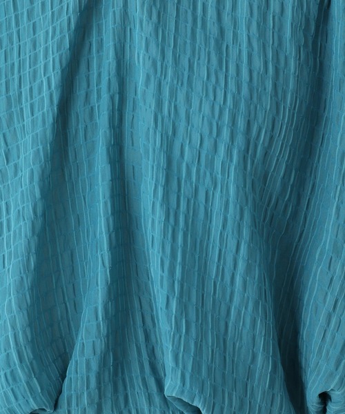 LEPSIM（レプシィム）の「サラサラシャーリングブラウス　949069（シャツ/ブラウス・レディース・ホワイト×ブラック/グレイッシュベージュ/グリーン/ライトパープル・FREE）」の10枚目の写真