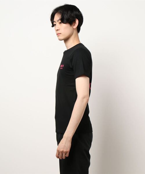 CERCA（チェルカ）の「RM/クルーネックTシャツ（Tシャツ/カットソー・メンズ・ホワイト系その他/ブラック系その他/ホワイト系その他2/ブラック系その他2・MEDIUM/LARGE）」の5枚目の写真