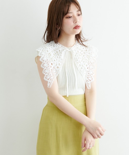natural couture(ナチュラルクチュール)の「【WEB限定】レース付け衿シンプルリブニット(ニット/セーター・レディース・ブラック/アイボリー/ラベンダー・FREE)」の4枚目の写真