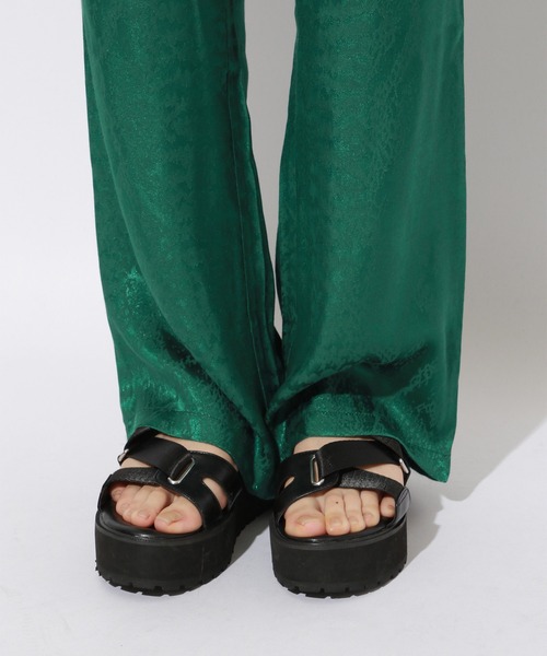 PBLIM（ページボーイリム）の「【PAGEBOYLIM】チャイナサテンパンツ（その他パンツ・レディース・ブラック/グリーン・MEDIUM）」の20枚目の写真