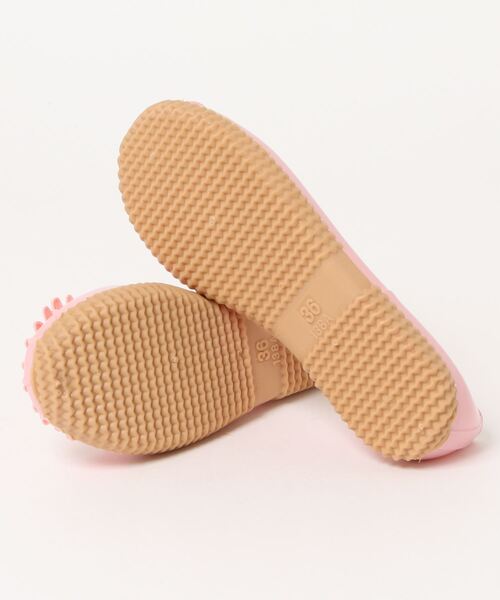 Anuenue（アヌエヌエ）の「レインシューズ お花モチーフパンプス（パンプス・レディース・ブラック/ピンク/イエロー/グリーン・23.5cm/24.5cm/23.0cm/24.0cm/25.0cm）」の12枚目の写真