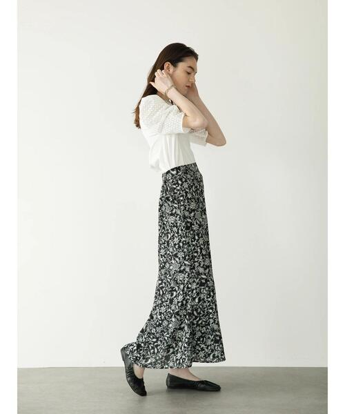 koe（コエ）の「袖ボリュームレース切替プルオーバー*（Tシャツ/カットソー・レディース・レッド/ホワイト/グリーン/ブラック・FREE）」の11枚目の写真