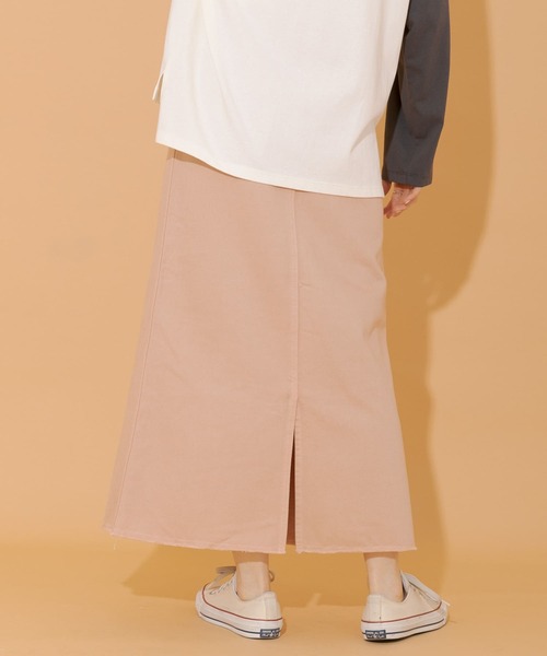 URBAN RESEARCH Sonny Label（アーバンリサーチサニーレーベル）の「カラーデニムロングスカート（スカート・レディース・ベージュ/グレー/ピンク・36/38）」の21枚目の写真
