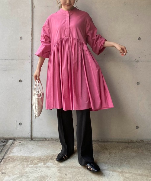 CAPRICIEUX LE'MAGE（カプリシューレマージュ）の「ギャザーチュニックシャツ（Tシャツ/カットソー・レディース・ホワイト/ブラック/ピンク・FREE）」の19枚目の写真