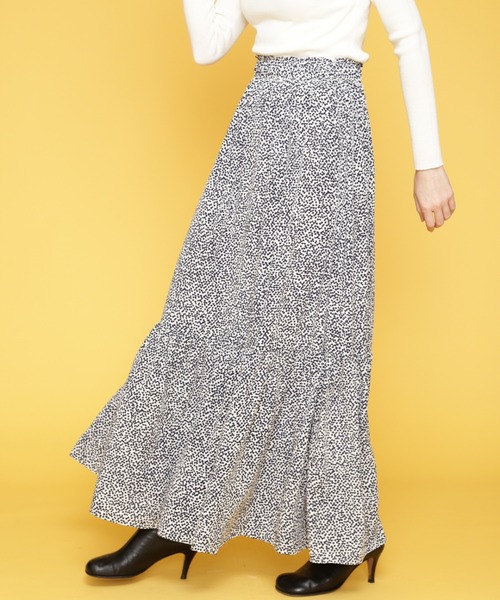 FLOML(フロム)の「◆【FLOML】トライアングルドットプリントスカート(スカート・レディース・ブルー・38)」の14枚目の写真