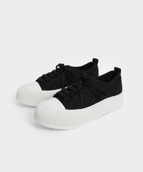 CHARLES & KEITH（チャールズ & キース）の「オーガニックコットン ロウトップスニーカー / Organic Cotton Low-Top Sneakers（スニーカー・レディース・ホワイト/ブラック/ピンク・24.5cm/25.5cm/23.5cm/25cm/23cm/22.5cm）」の11枚目の写真