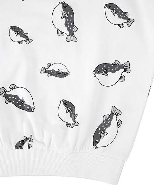PUNYUS(プニュズ)の「フード総柄スウェット(RENNYU・KIWI・TOMATO・FUGU)(スウェット・レディース・レッド/グリーン/ブラック/ブルー・4/3/1/2)」の21枚目の写真