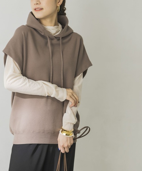 URBAN RESEARCH（アーバンリサーチ）の「ノースリーブルーズフーディ（ニット/セーター・レディース・アイボリー/モカ・FREE）」の5枚目の写真