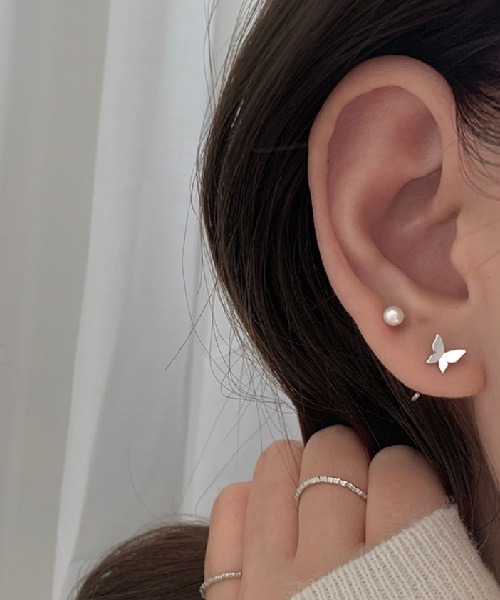 Ritomo De Ricco（リトモ・デ・リコ）の「金アレ対応オールSV925バタフライピアス（ピアス（両耳用）・レディース・シルバー/ゴールド・SMALL）」の7枚目の写真