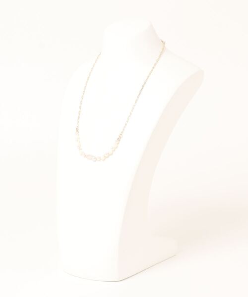 human woman（ヒューマンウーマン）の「淡水パールネックレス（ネックレス・レディース・ゴールド・ﾌﾘ-）」の3枚目の写真