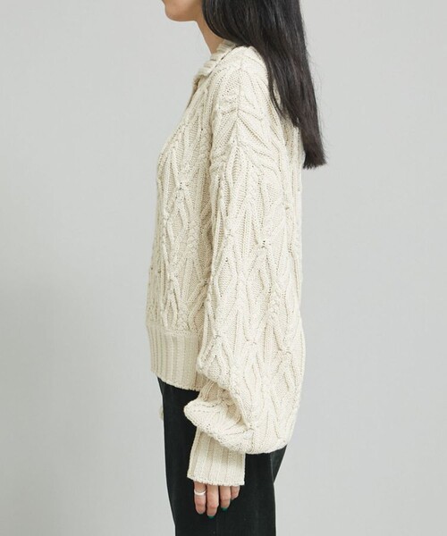 MATURED（マチュアード）の「【MATURED(マチュアード)】ケーブルショートニット（ニット/セーター・レディース・ベージュ・FREE）」の13枚目の写真