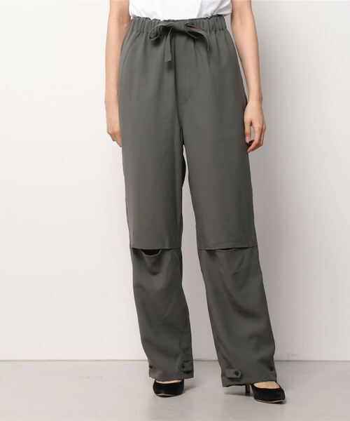 Toironier（トワロニエ）の「Toironier(トワロニエ )  リラックスパンツ RELAX TWILL PANTS（その他パンツ・レディース・ベージュ/オリーブ・1/2）」の10枚目の写真