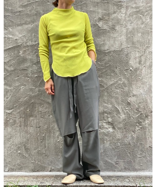 Toironier（トワロニエ）の「Toironier(トワロニエ )  リラックスパンツ RELAX TWILL PANTS（その他パンツ・レディース・ベージュ/オリーブ・1/2）」の4枚目の写真