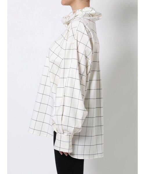 ELENDEEK（エレンディーク）の「ドロストリングカラーブラウス（シャツ/ブラウス・レディース・オフホワイト/ブラック/ラベンダー/その他1・FREE）」の5枚目の写真