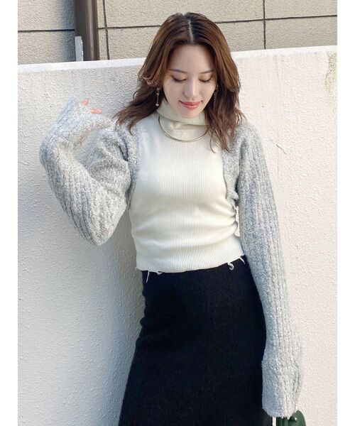 EMODA(エモダ)の「ドッキングフィットボレロニット(ニット/セーター・レディース・ブラック/グレー/アイボリー・FREE)」の12枚目の写真