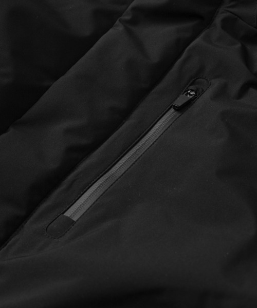 make a ray!（メイク ア レイ！）の「ALL WEATHER-TEX ボリュームネック ダウンパーカー/ダウンジャケット/高機能生地/耐水圧10000㎜（ダウンジャケット/コート・メンズ・ブラック/ベージュ/カーキ・M/L/XL）」の7枚目の写真