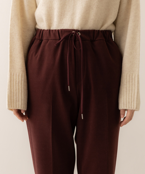 abahouse mavie（アバハウスマヴィ）の「ジャージーパンツ（その他パンツ・レディース・ブラック/エンジ/アイボリー・36/38）」の9枚目の写真