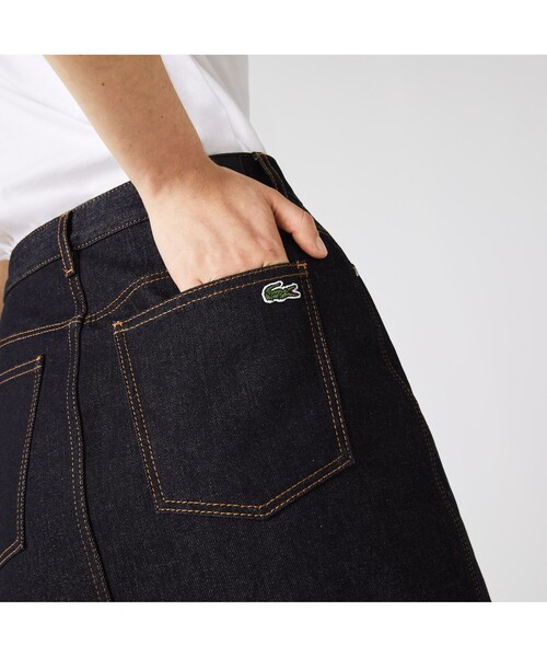 LACOSTE(ラコステ)の「デニムショートスカート(スカート・レディース・ダークインディゴブルー・40/38/36/34)」の2枚目の写真