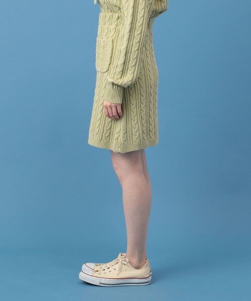 DEICY（デイシー）の「ケーブルニットセットアップ（ワンピース・レディース・オフホワイト/グリーン/ピンクベージュ・FREE）」の8枚目の写真