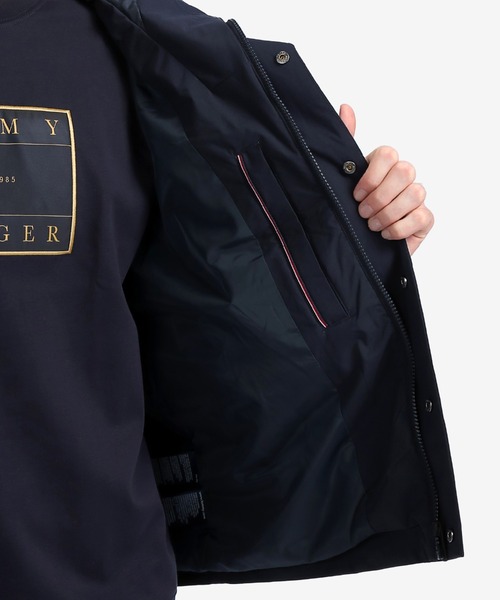 TOMMY HILFIGER（トミーヒルフィガー）の「ライトウェイトカラーブロックジャケット（マウンテンパーカー・メンズ・ネイビー・SMALL/MEDIUM/LARGE/X-LARGE）」の10枚目の写真