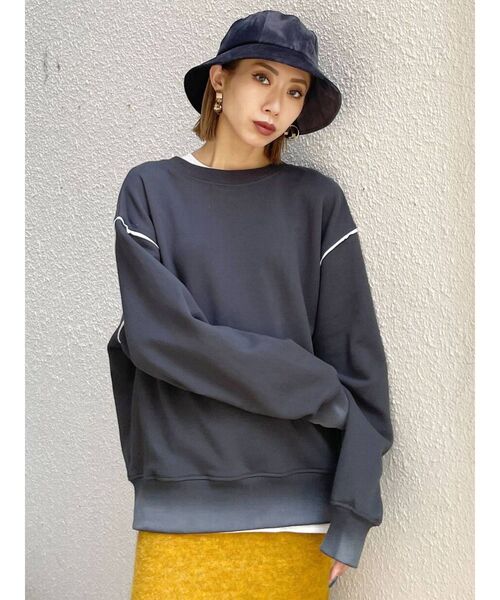 EMODA（エモダ）の「レイヤーダメージルーズプルオーバー（Tシャツ/カットソー・レディース・グレー/ブラック/ベージュ・FREE）」の3枚目の写真