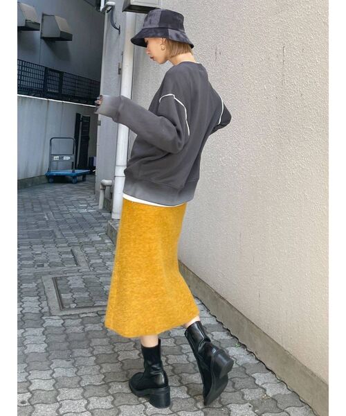 EMODA（エモダ）の「レイヤーダメージルーズプルオーバー（Tシャツ/カットソー・レディース・グレー/ブラック/ベージュ・FREE）」の22枚目の写真