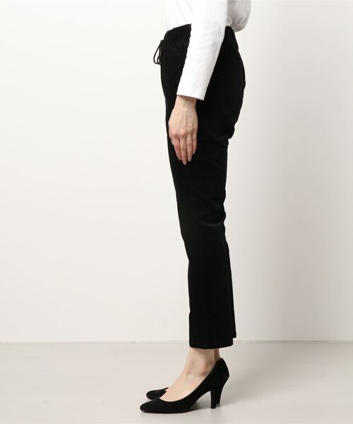 RODEO CROWNS WIDE BOWL（ロデオクラウンズワイドボウル）の「コーデュロイテーパードスキニーパンツ（その他パンツ・レディース・ブラック/ブラウン/ベージュ・MEDIUM/SMALL）」の13枚目の写真