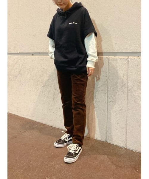 RODEO CROWNS WIDE BOWL（ロデオクラウンズワイドボウル）の「コーデュロイテーパードスキニーパンツ（その他パンツ・レディース・ブラック/ブラウン/ベージュ・MEDIUM/SMALL）」の10枚目の写真