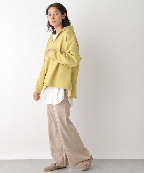 LEPSIM（レプシィム）の「スリットネックパーカー　228710（パーカー・レディース・ブラック/イエロー/グレイッシュベージュ/ライトパープル・FREE）」の8枚目の写真