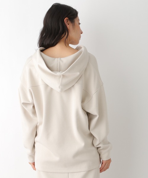 LEPSIM（レプシィム）の「スリットネックパーカー　228710（パーカー・レディース・ブラック/イエロー/グレイッシュベージュ/ライトパープル・FREE）」の21枚目の写真