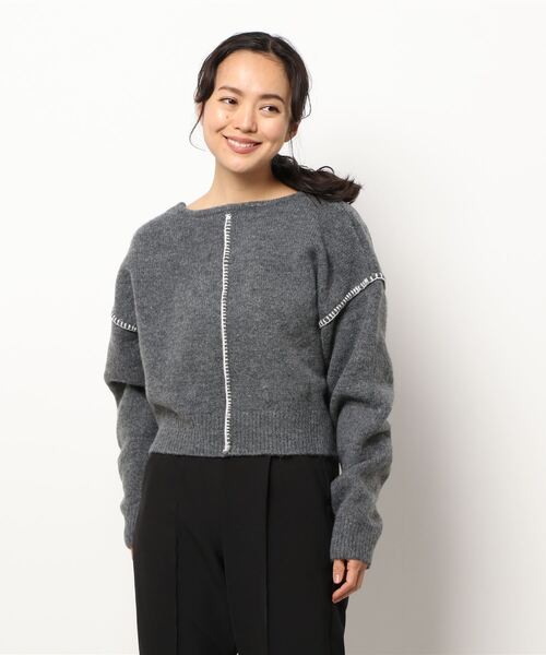 AULI（アウリィ）の「【低身長向けサイズ】2way深Vネックニットプルオーバー（ニット/セーター・レディース・ライトベージュ/ダークグレー・S）」の3枚目の写真