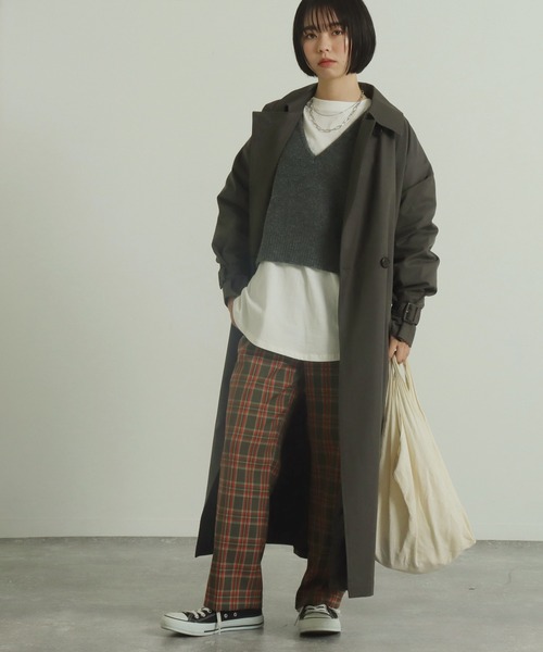 AULI（アウリィ）の「【低身長向けサイズ】2way深Vネックニットプルオーバー（ニット/セーター・レディース・ライトベージュ/ダークグレー・S）」の22枚目の写真