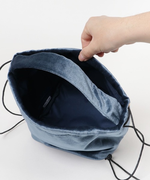 URBAN RESEARCH Sonny Label（アーバンリサーチサニーレーベル）の「ベロア巾着バッグ（ショルダーバッグ・レディース・ベージュ/ブルー・ONE）」の5枚目の写真