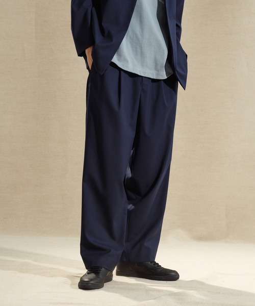 ADAM ET ROPE'（アダムエロペ）の「ワイドイージー ルームスラックス/セットアップ対応（スラックス・メンズ・ブラック/ベージュ系その他/ベージュ系その他2/ブルー系その他2・S/M/L）」の4枚目の写真