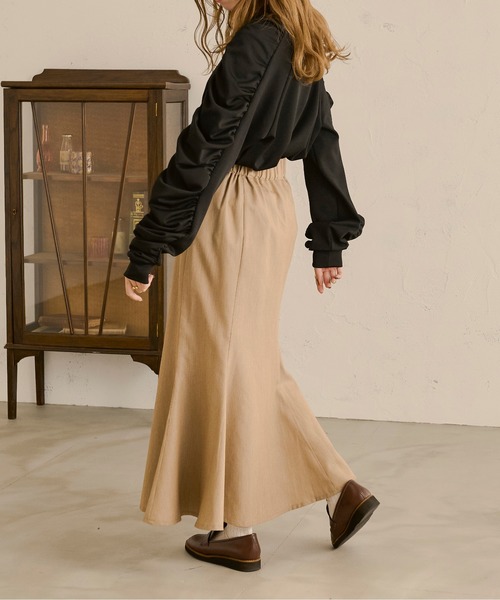 Ambre Neige（アンブルネージュ）の「シャーリングスリーブトップス／【WEB/EC限定商品】（Tシャツ/カットソー・レディース・ブラック/ベージュ/オフホワイト・FREE）」の14枚目の写真