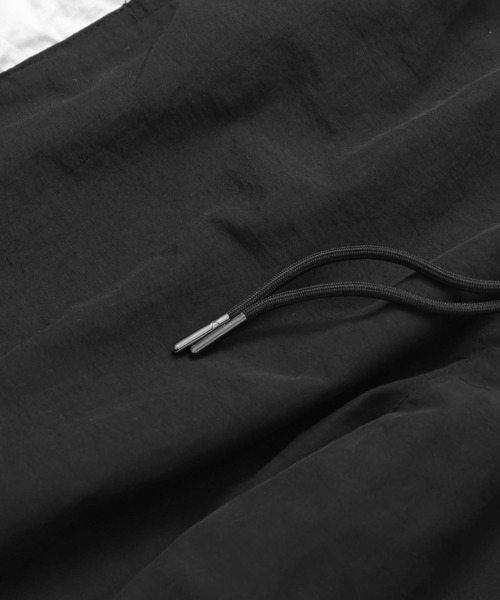 FILA（フィラ）の「【別注】 【FILA】 ナイロン 切替 トラックパンツ / シャカパン（その他パンツ・メンズ・ブラック/ネイビー/ブラック×グリーン/ブラック系・MEDIUM/LARGE/X-LARGE）」の17枚目の写真