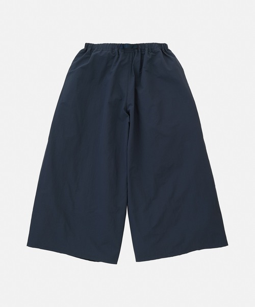 Gramicci（グラミチ）の「【GRAMICCI/グラミチ】NYLON FLARE PANT ナイロンフレアパンツ（その他パンツ・レディース・ダークネイビー/オリーブ/ブラック/Olive/クリーム/ネイビー系/ライトブラウン/ネイビー系5/ベージュ系その他5/ネイビー系1・S/L/M/XL/XXL）」の19枚目の写真