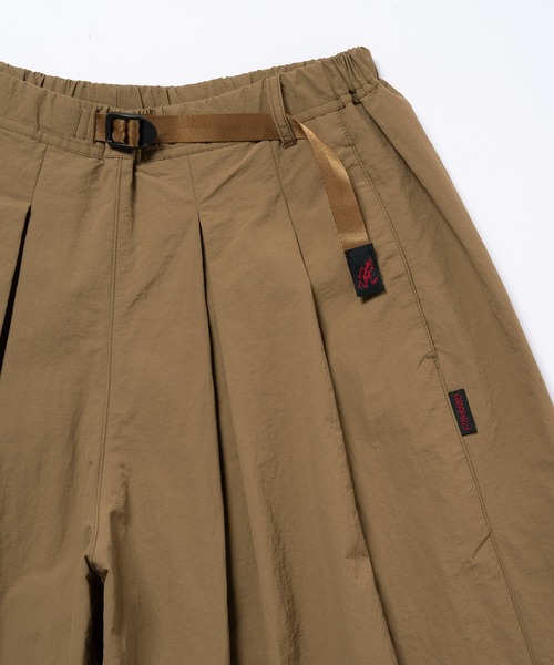 Gramicci（グラミチ）の「【GRAMICCI/グラミチ】NYLON FLARE PANT ナイロンフレアパンツ（その他パンツ・レディース・ダークネイビー/オリーブ/ブラック/Olive/クリーム/ネイビー系/ライトブラウン/ネイビー系5/ベージュ系その他5/ネイビー系1・S/L/M/XL/XXL）」の17枚目の写真