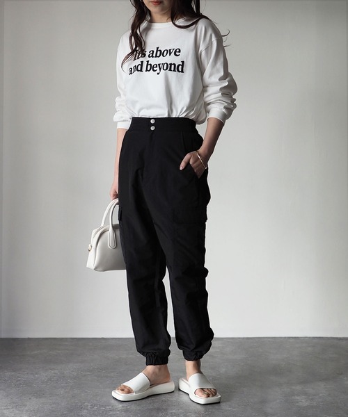 Riberry（リベリー）の「裾絞りナイロンカーゴパンツ（カーゴパンツ・レディース・ブラック/モカ/グリーン/アイボリー・MEDIUM）」の9枚目の写真