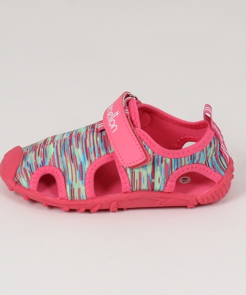 BENETTON (UNITED COLORS OF BENETTON)（ベネトンユナイテッドカラーズオブベネトン）の「【BENETTON:ベネトン】キッズマリンシューズ　アクアシューズ（サンダル・キッズ・ブラック/ピンク/ブルー・23/24/22/20/18/19/21）」の14枚目の写真