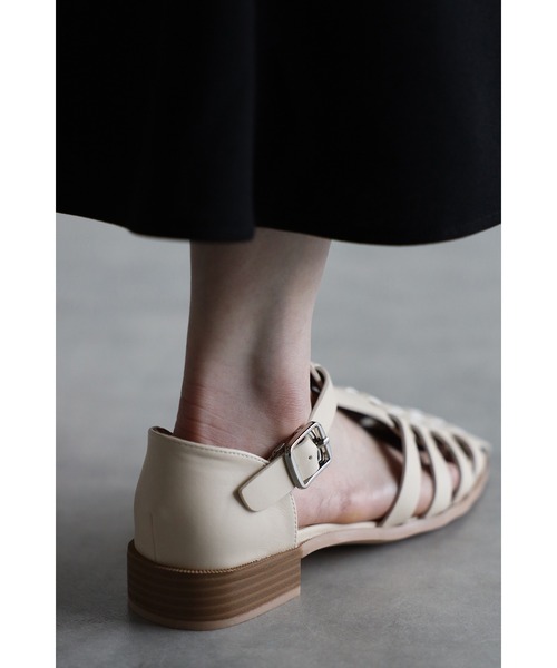 Bonjour Sagan（ボンジュールサガン）の「グルカサンダル（サンダル・レディース・ブラック/オフホワイト/ベージュ・S/M/L）」の7枚目の写真